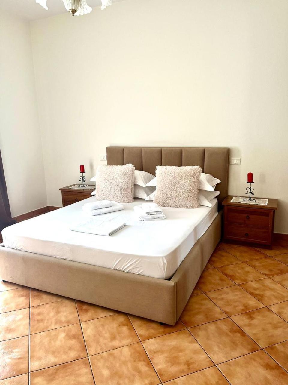 Iljazi'S Apartaments Vlorë Exterior foto